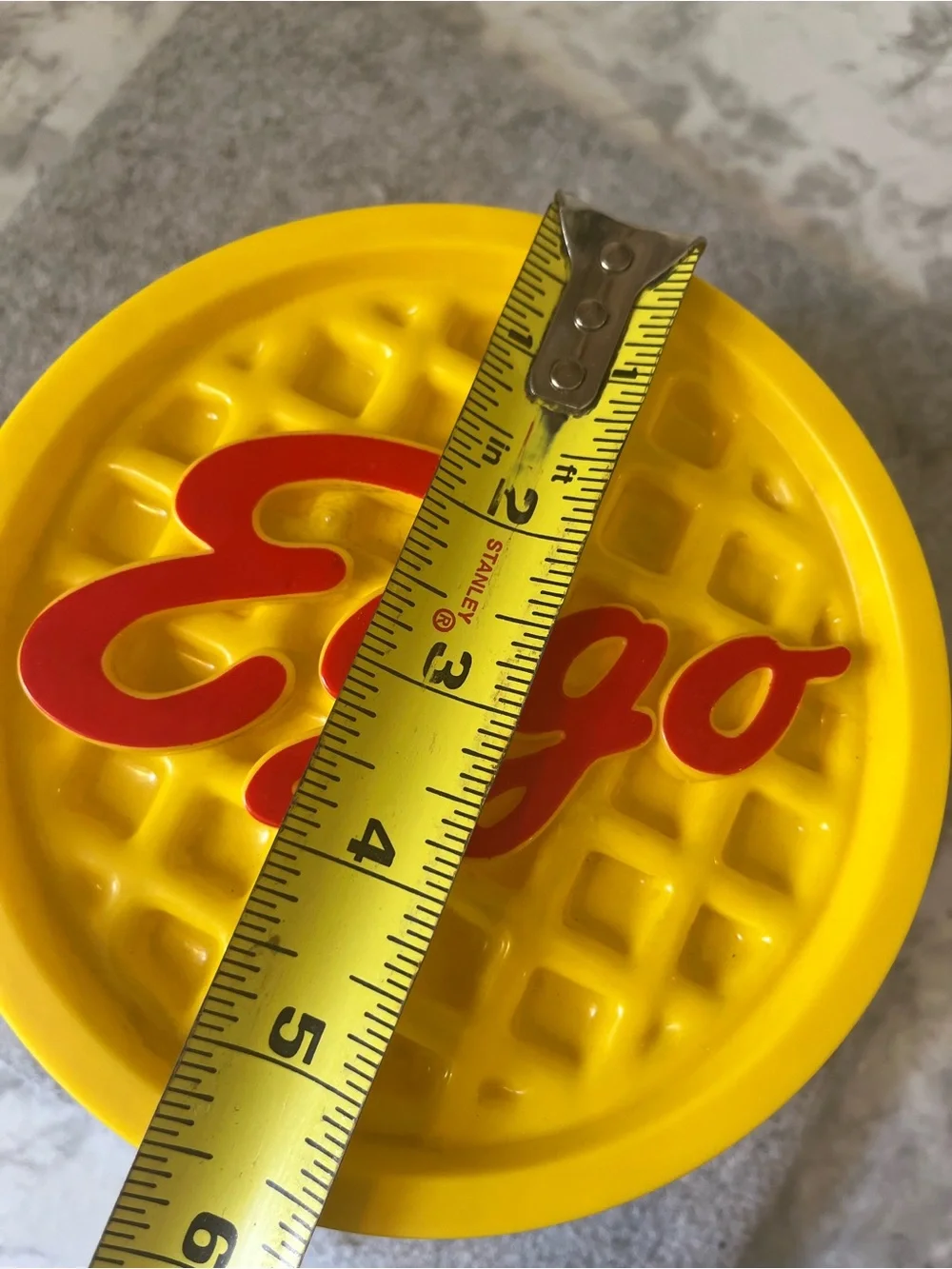 Kellogg's Eggo Expand-O Container Holds Ten Waffles